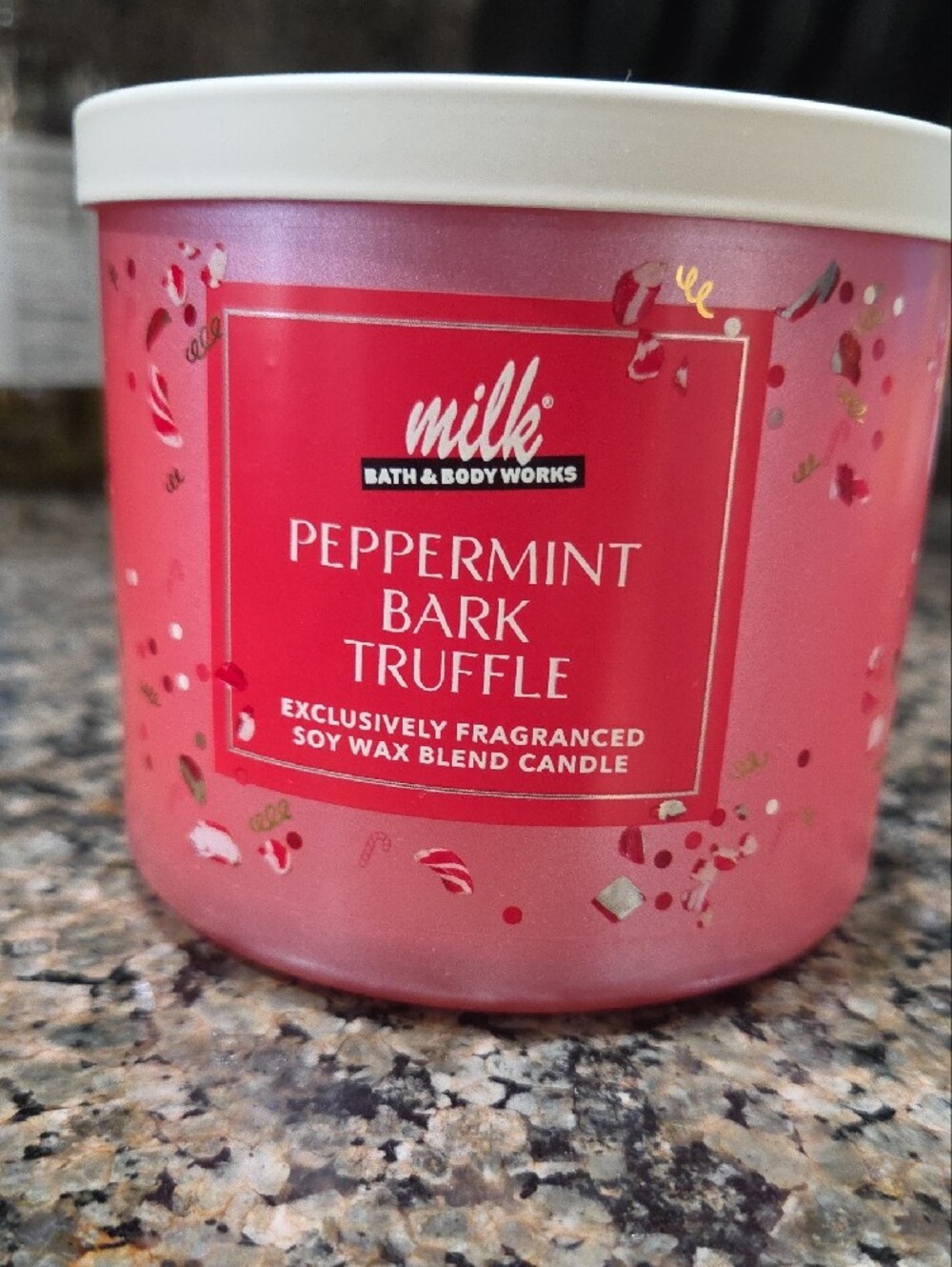 Bath & Body Works Milk Peppermint Bark Truffle Candle - Red Pink